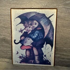 Hummel Rain Drops Keep Falling On My Head Small Wooden Music Box “A time for us”